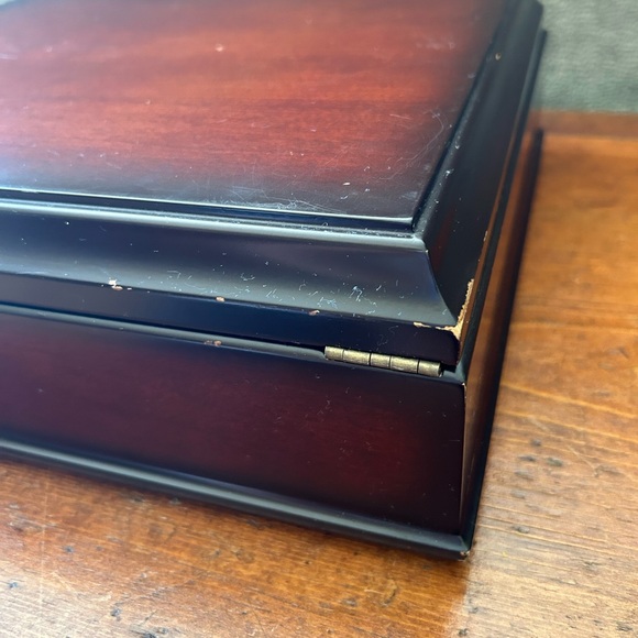 Vintage 1999 The Bombay Company Mahogany & Velvet Memory Keepsake Jewellery Box - Picture 7 of 8